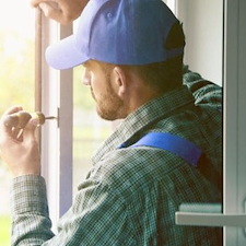 How to Choose the Best Window Material for Alberta’s Climate Thumbnail